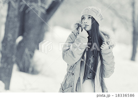 black and white portrait of a young girl winter snow cold monochrome black and white portrait of a young girl winter snow cold monochrome 18336586