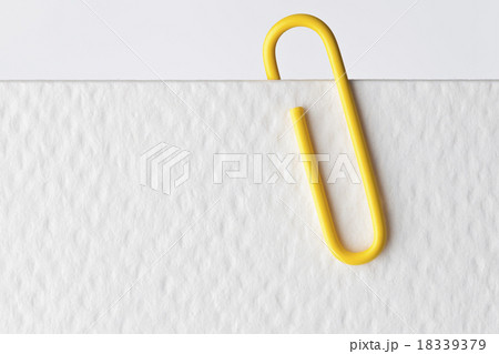 Paper clip 18339379