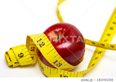 apple and measuring tape apple and measuring tape 18340208