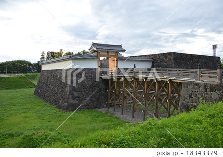 山形城　本丸一文字門 18343379