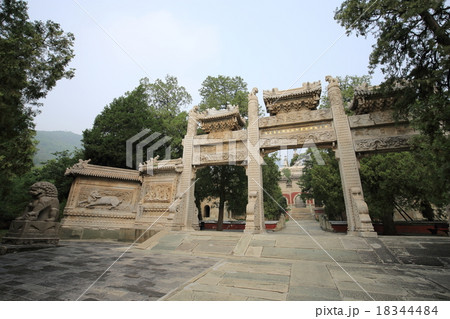 北京　碧雲寺　（香山公園） 18344484