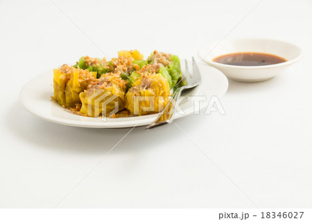 Tim sum. a very good taste and famous Chinese Food 18346027