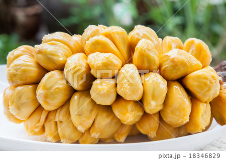 Group of fresh chempedak arils 18346829