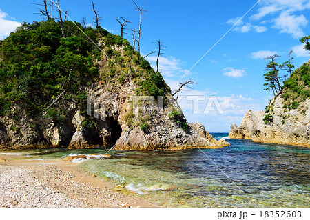 山陰海岸ジオパーク  鴨ヶ磯 山陰海岸ジオパーク  鴨ヶ磯 18352603