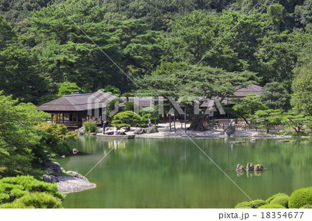 栗林公園の掬月亭 18354677