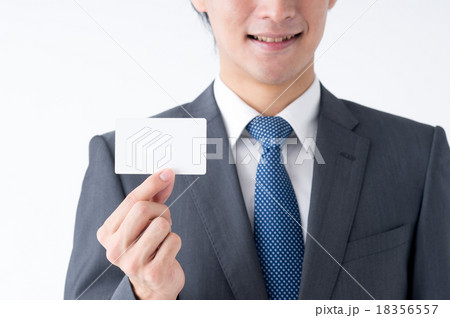 若いビジネスマン 18356557