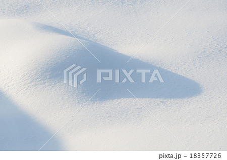 雪 雪 18357726