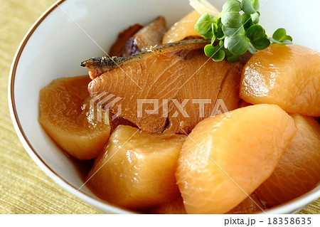 ぶり大根 18358635