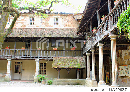 ル・クロワトル・デ・レコルテ　ベルジュラック　フランス 18360827