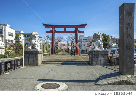 鶴岡八幡宮の二之鳥居 18363044