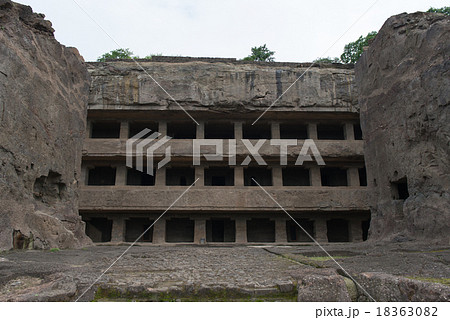 インド エローラ 第12窟 インド エローラ 第12窟 18363082