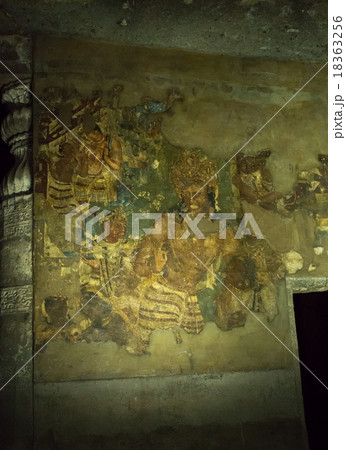 インド　アジャンター石窟　第1窟　金剛手菩薩 18363256