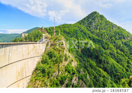Vidraru dam, Fagaras mountains, Romania 18368587