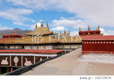 Jokhang temple in Lhasa, Tibet 18372674