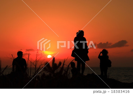 東尋坊の夕日 18383416