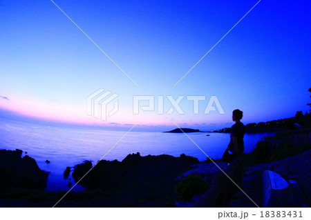 東尋坊の夕日 18383431