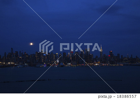ニューヨークの夜景 ニューヨークの夜景 18386557