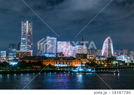 横浜の夜景 18387780
