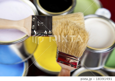 Painting time, bright colorful tone concept Painting time, bright colorful tone concept 18391491