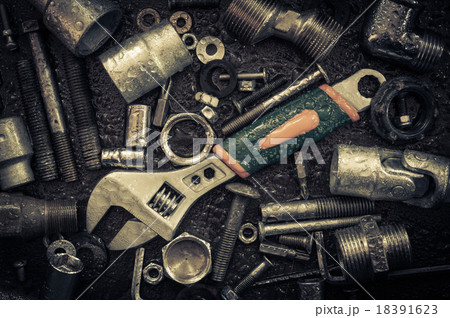 Wrench, screws, nuts. 18391623