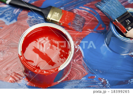 Paint brush and cans, bright colorful tone concept 18399265
