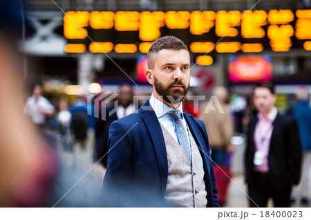 Businessman at the station 18400023