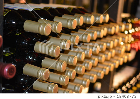 ワイン蔵 18403775