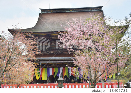 国宝 金峰山寺 蔵王堂 18405781