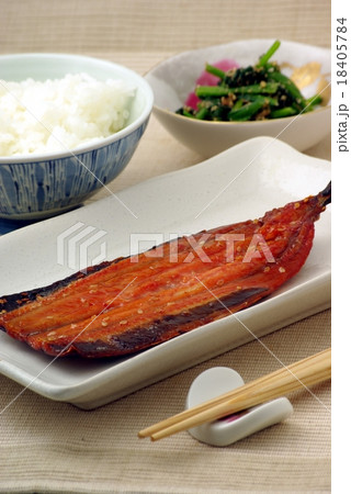 秋刀魚のみりん干し 18405784