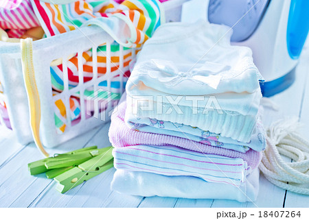 baby clothes 18407264