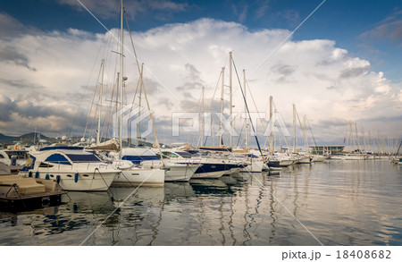 Yacht marina San-Antonio 18408682