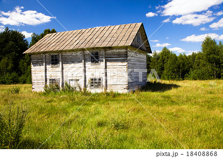 wooden building wooden building 18408868