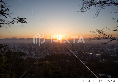 朝日 花岡山から 朝日 花岡山から 18409758