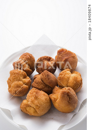 サーターアンダギー 18409874