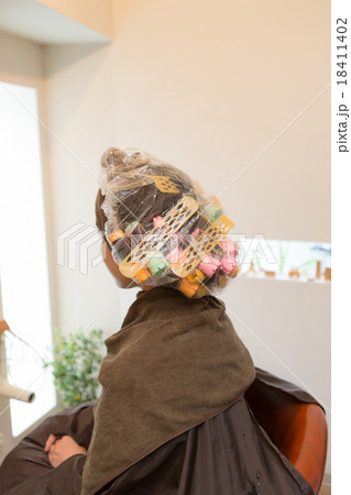 beauty parlor beauty parlor 18411402