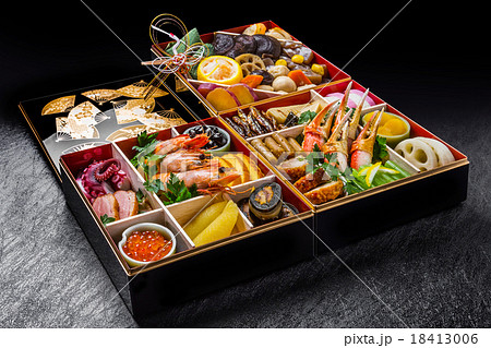 典型的なおせち料理　Japanese food  New Year dishes (OSECHI) 18413006