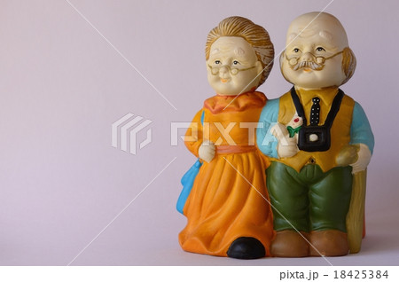♥大幅値下げ♥老夫婦人形 民芸品 老夫婦人形の写真素材 [18425384] - PIXTA