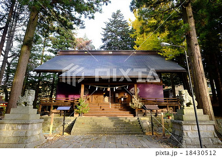 山家神社拝殿（正面） 18430512