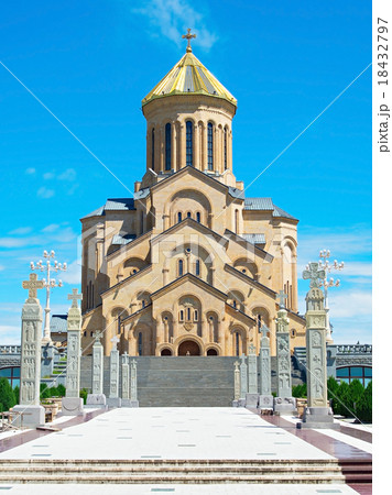 Tbilisi Sameba Cathedral, Georgia 18432797
