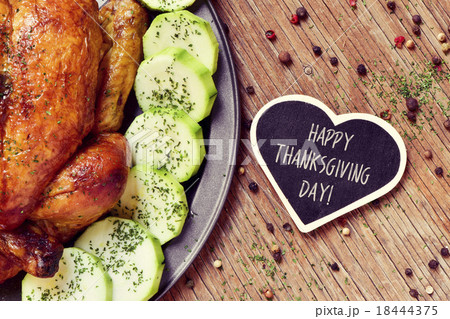 roast turkey and text happy thanksgiving day 18444375