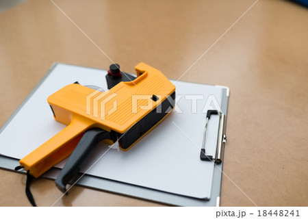 ハンドラベラー 18448241