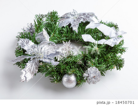 Christmas silver wreath isolated on white 18450701