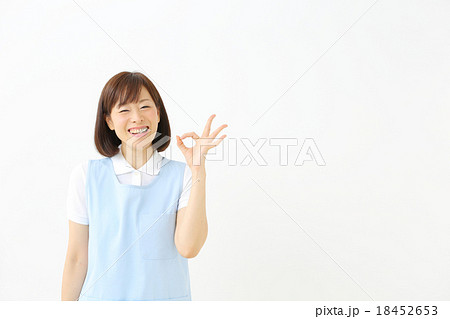 働くミドル女性 働くミドル女性 18452653