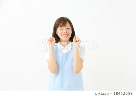 働くミドル女性 18452658