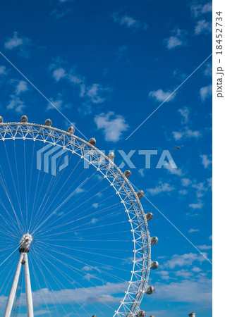 ロンドン アイ 観光名所 イギリスの写真素材