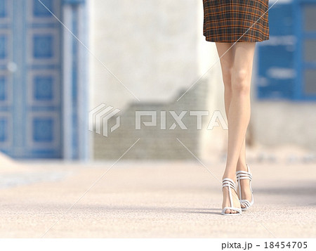 綺麗な足の女性 ボディーパーツ perming 3DCG イラスト素材 綺麗な足の女性 ボディーパーツ perming 3DCG イラスト素材 18454705