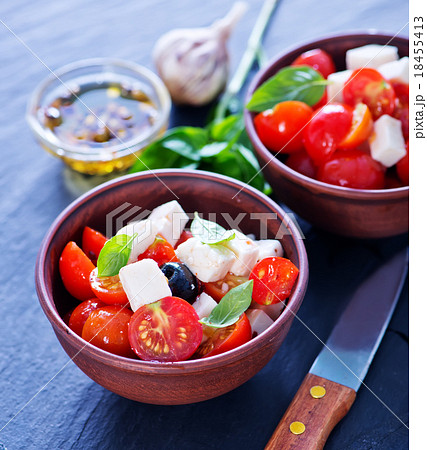 greek salad 18455413