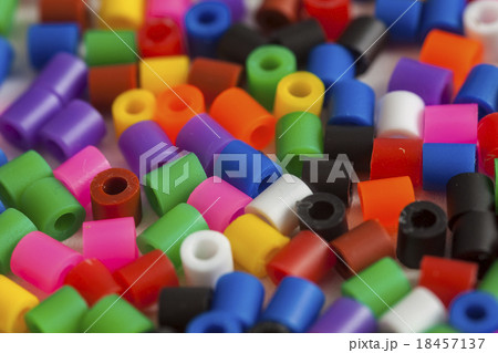 plastic beads colors 18457137