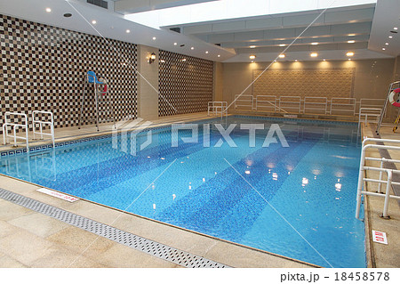 室内プール 室内プール 18458578