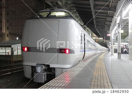 特急サンダーバード号(683系電車:大阪⇔金沢-和倉温泉) 特急サンダーバード号(683系電車:大阪⇔金沢-和倉温泉) 18462930